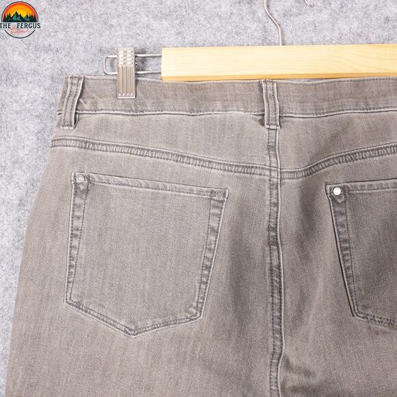 Chico's Straight Leg Jeans Gray Denim Cotton Slimming Women's Size 1 (Sz 8) - Picture 11 of 15